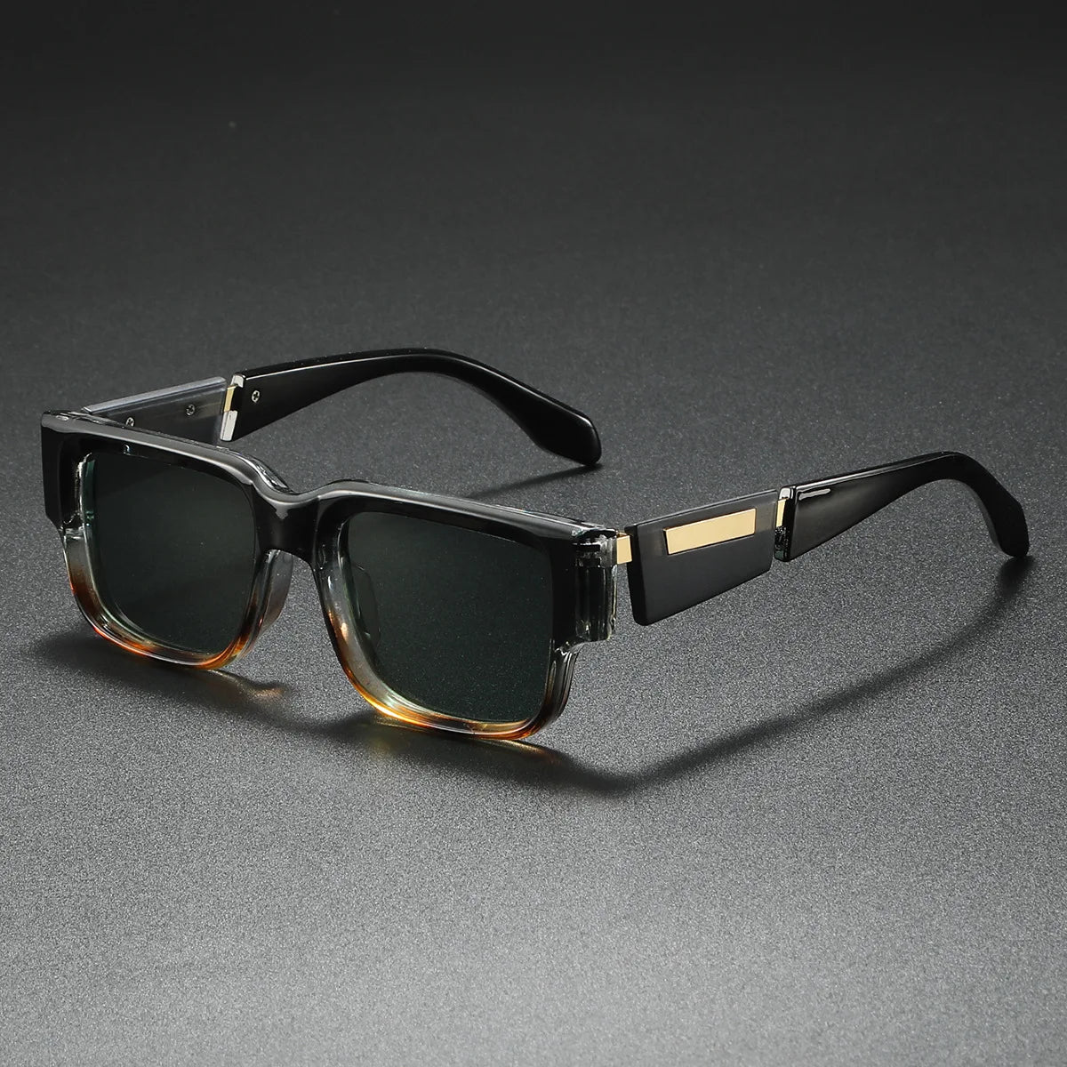 CALVIN CLEO SHADES