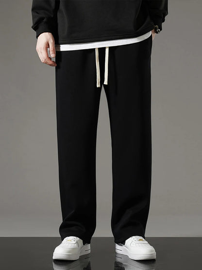 NOVARA ESSENTIAL TRACKPANTS
