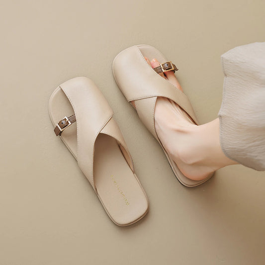 LIORA BUCKLE FLATS