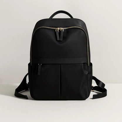 ESSENTIAL DAILY BACKPACK